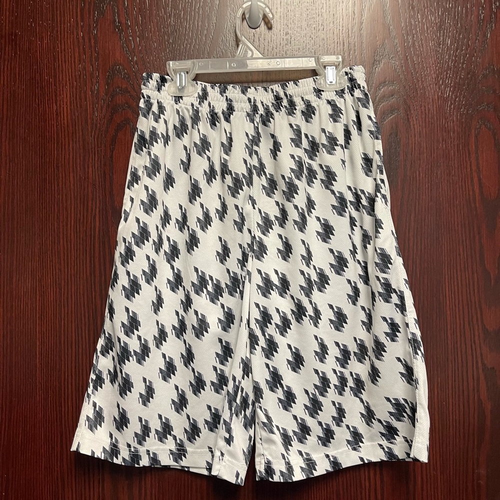 Juniors Xersion shorts.